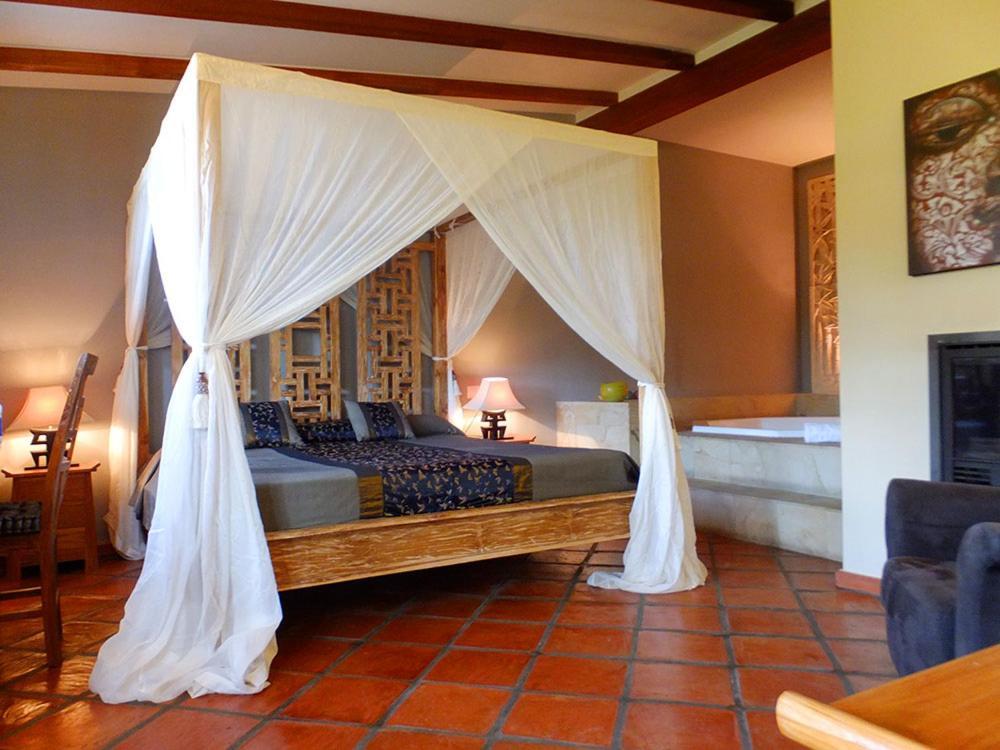 Masia Durba Hotel Castellnovo Экстерьер фото